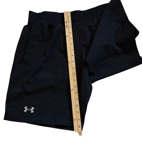 Under Armour Speedpocket 9" Running Shorts Mens Large Black Fitted Brief Lined - Picture 12 of 12